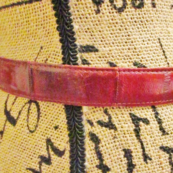 Vintage Women's Genuine Eel Skin Belt, Dark Red, Gold Buckle, Size 32 - Picture 3 of 9